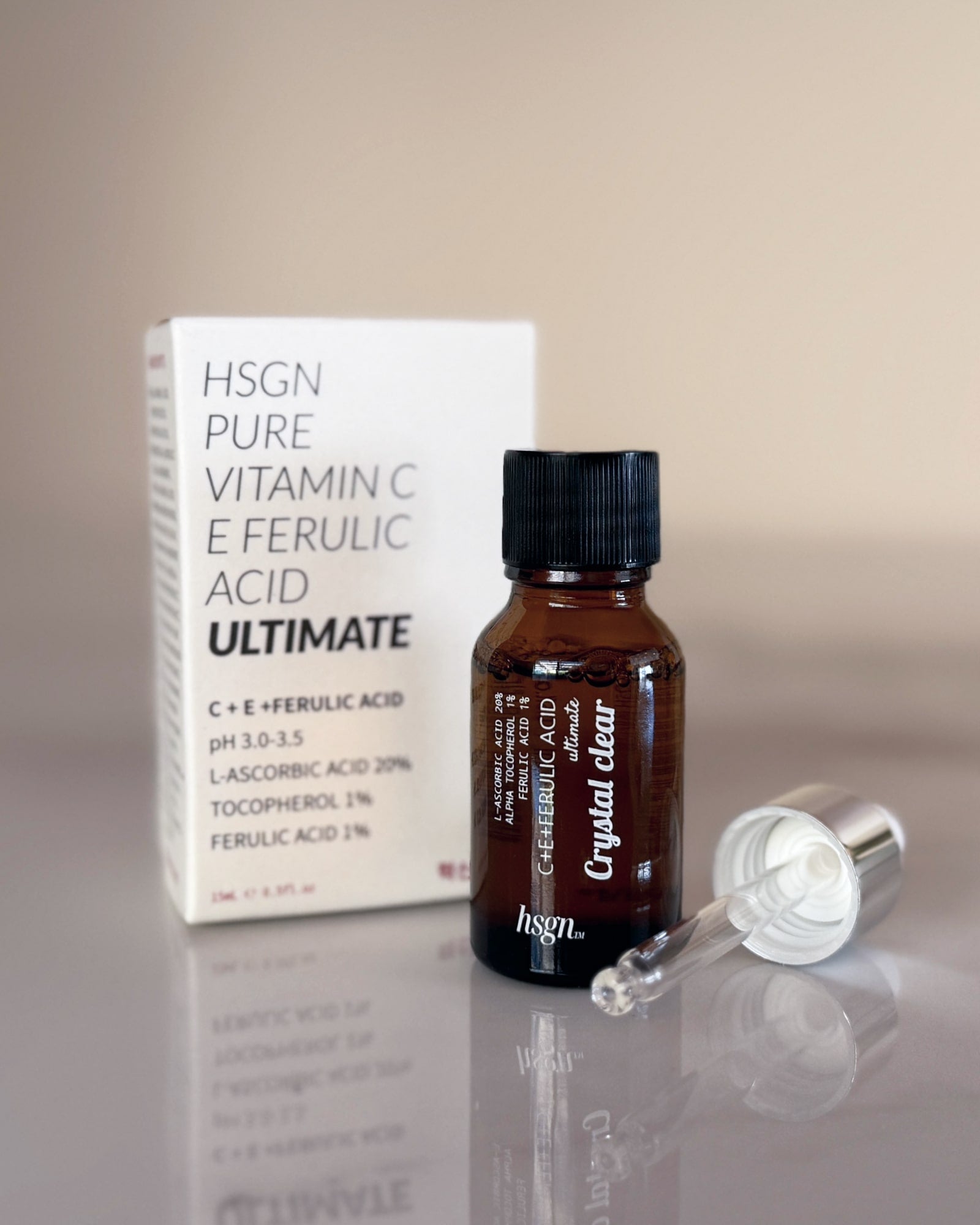 HSGN Vitamin C E Ferulic Serum comes with a 15ml bottle and a dropper.