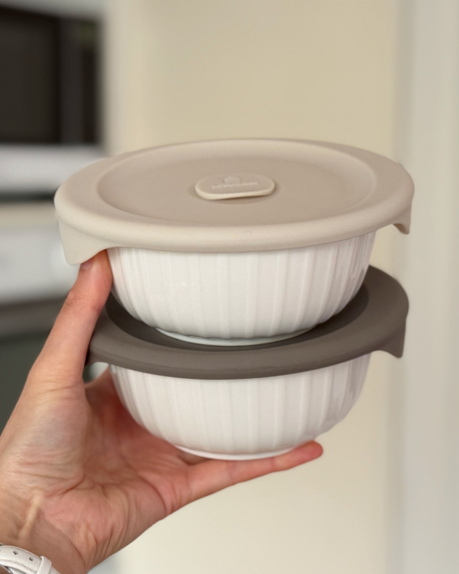 two bowls as a set in a package