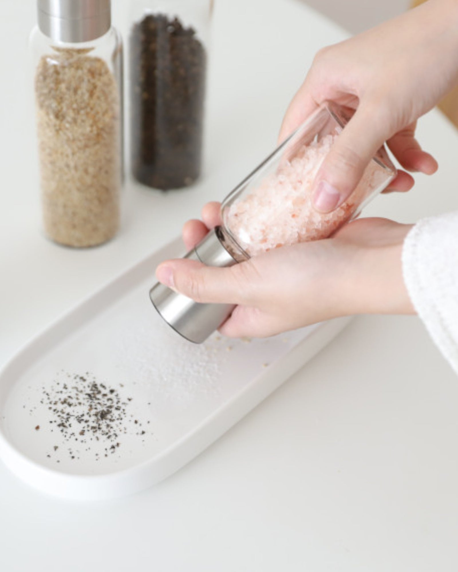 MOLINO Salt and Pepper Ceramic Grinder in use